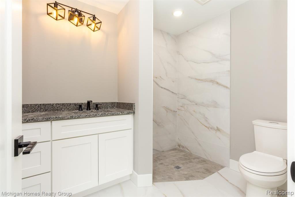2910 LOON Drive, Wixom, MI 48393 — Photo 28