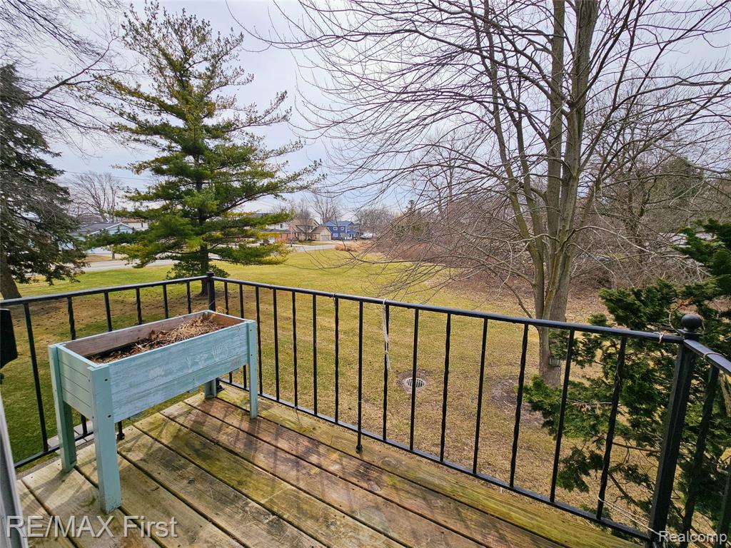 38103 Jefferson Avenue, Harrison Township, MI — Photo 12