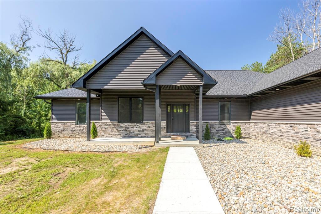 4697 Emmett Road, Emmett, MI 48022 — Photo 39