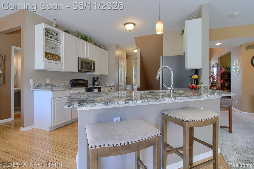 1063 Stable Lane, South Lyon, MI 48178 — Photo 15