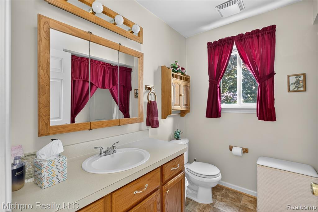 4411 Breen Road, Emmett, MI 48022 — Photo 13