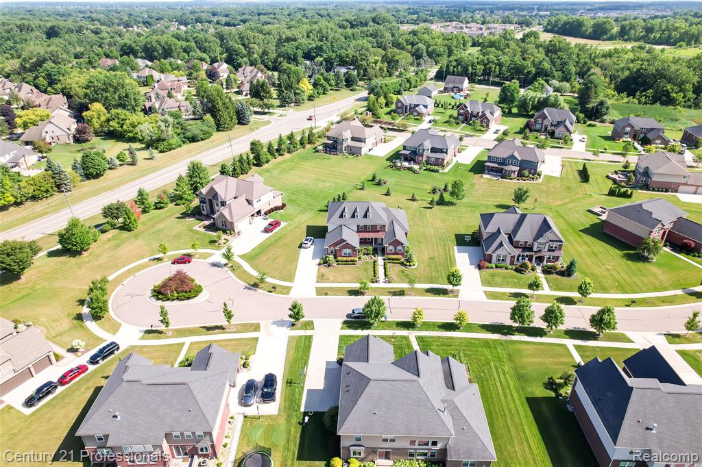 6776 Portsman Court, Canton, MI 48187 — Photo 14
