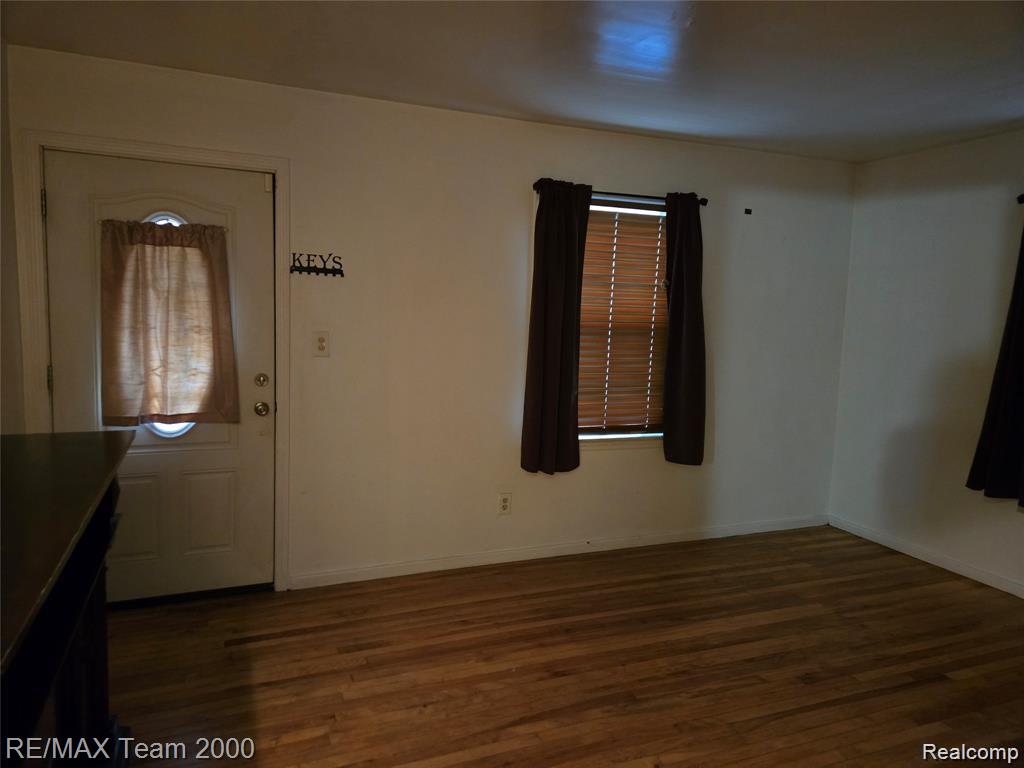 7483 Dacosta, Detroit, MI 48239 — Photo 9
