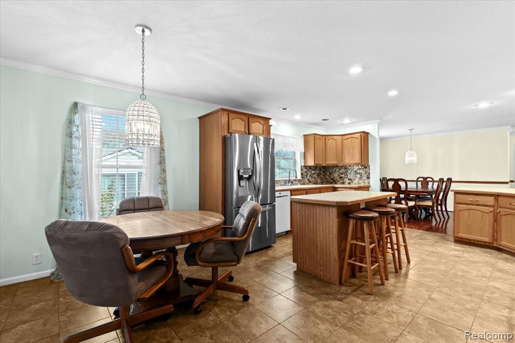 11078 Wood Run Circle, South Lyon, MI 48178 — Photo 10
