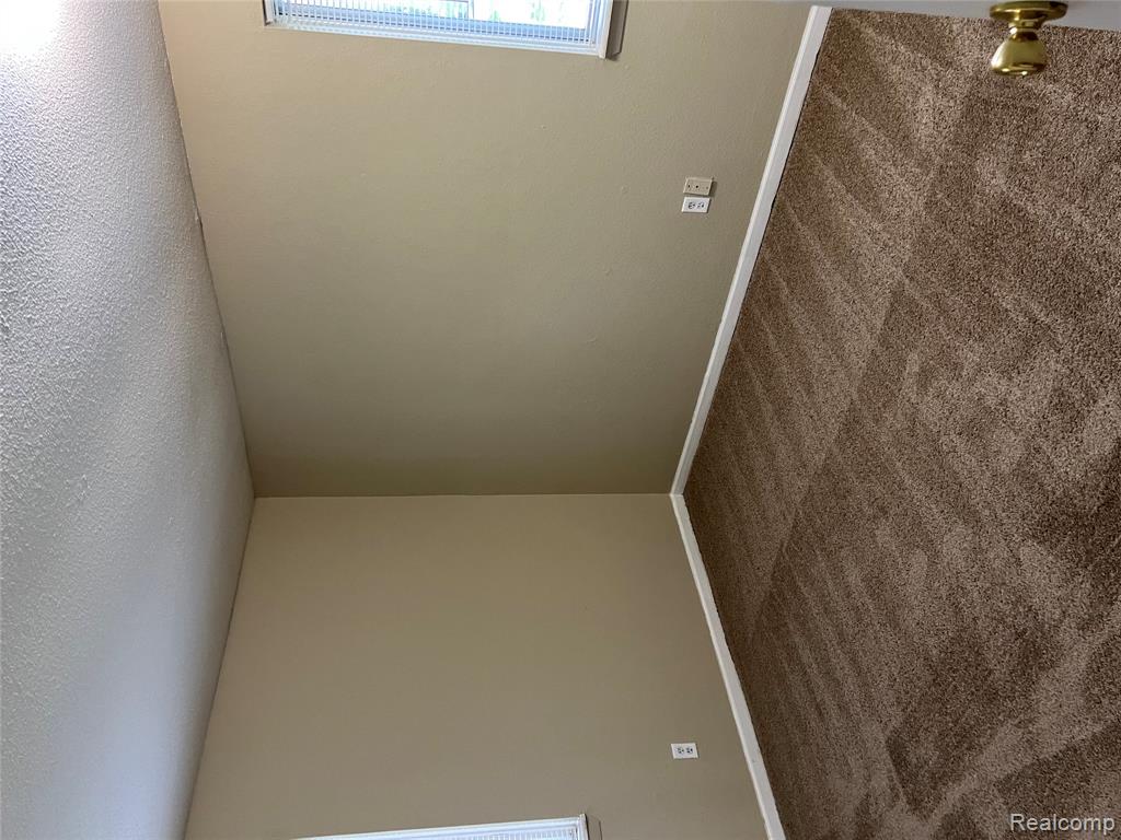 726 S DEWITT Drive, Dewitt, MI 48820 — Photo 5