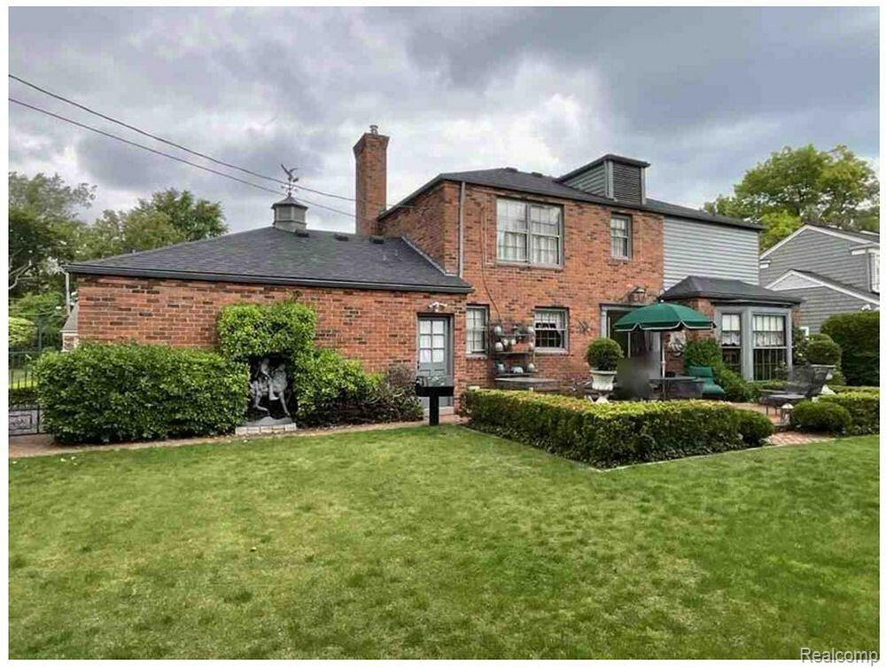 491 Colonial Road, Grosse Pointe Woods, MI 48236 — Photo 40