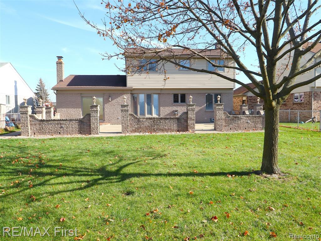 42429 Royal Lane, Clinton Twp, MI 48038 — Photo 4