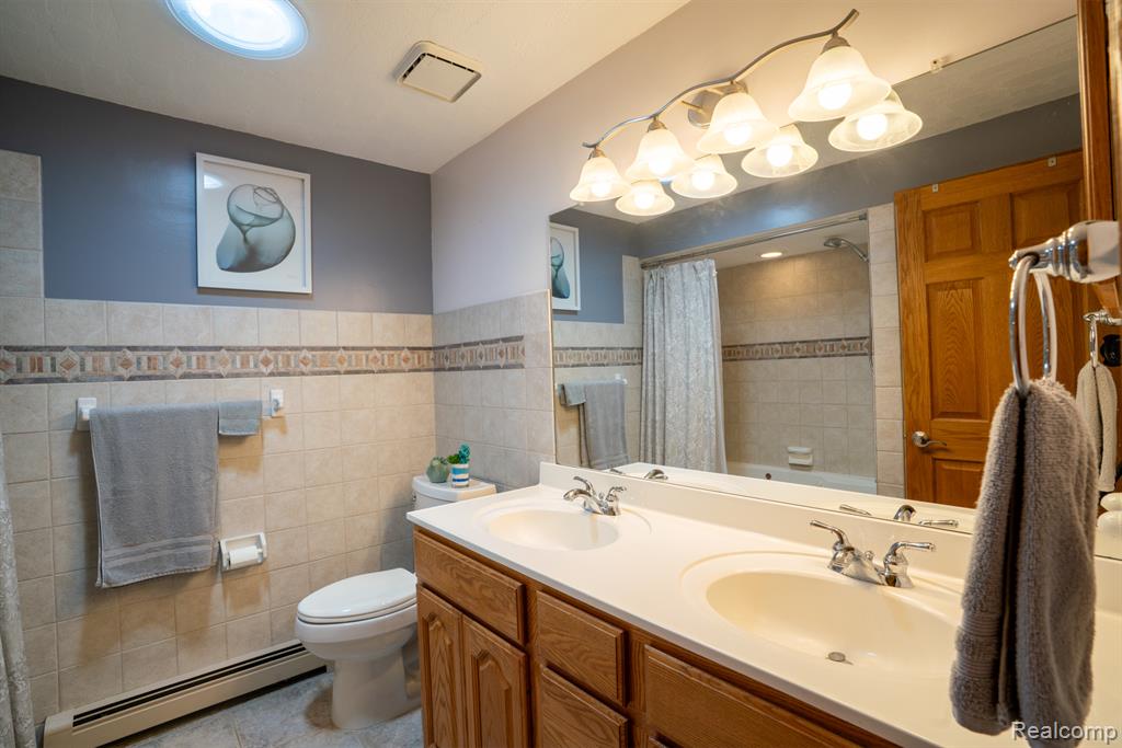 8310 Burning Bush Road, Grosse Ile, MI 48138 — Photo 23