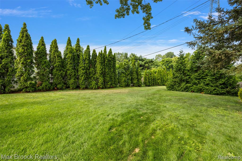 3642 Orchard Lake Road, West Bloomfield, MI 48324 — Photo 29
