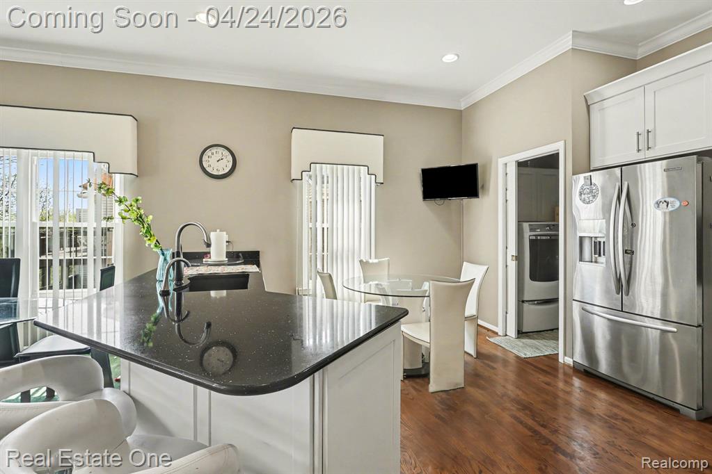 846 Ridgeside Drive, Milford, MI 48381 — Photo 7