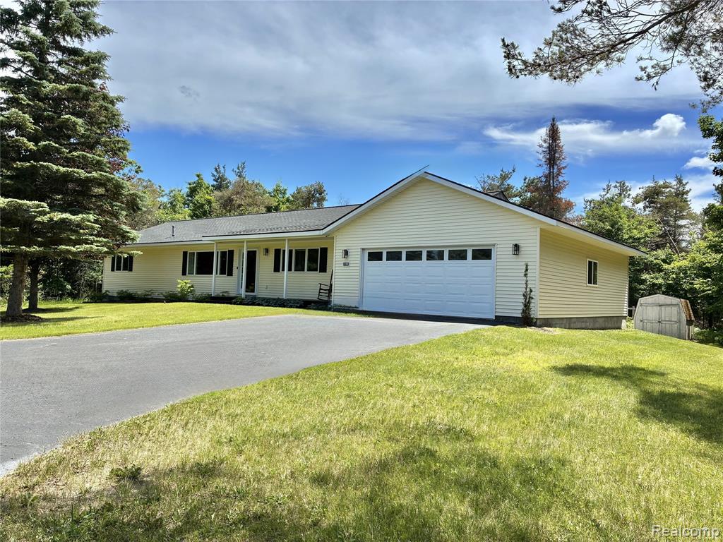 2168 Orchard Beach Road, Cheboygan, MI 49721