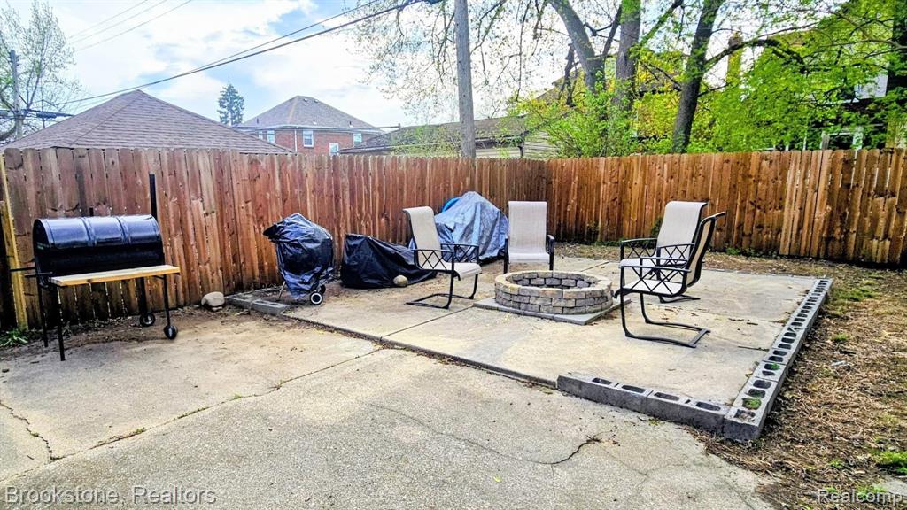 17511 Monica Street, Detroit, MI 48221 — Photo 9