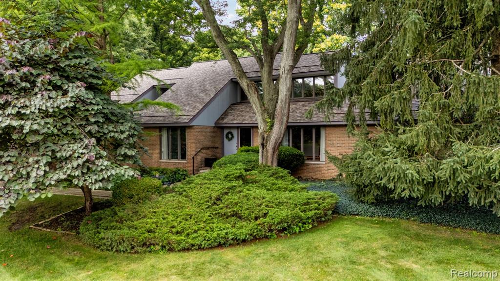 47594 Norton Court, Plymouth, MI 48170 — Photo 14