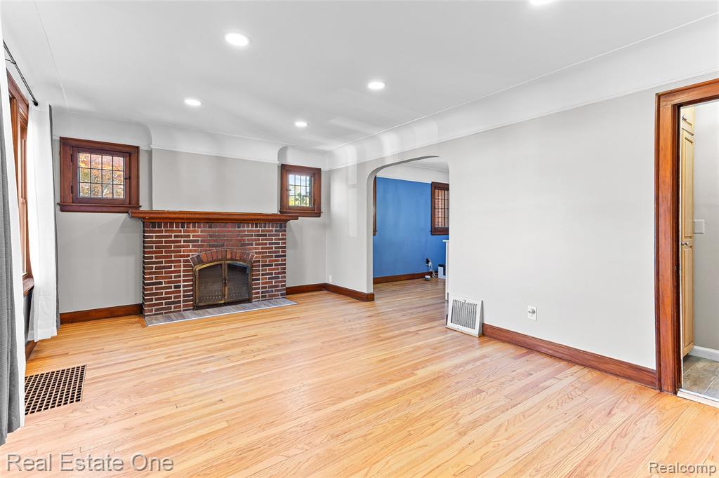679 Emmons Boulevard, Lincoln Park, MI 48146 — Photo 18