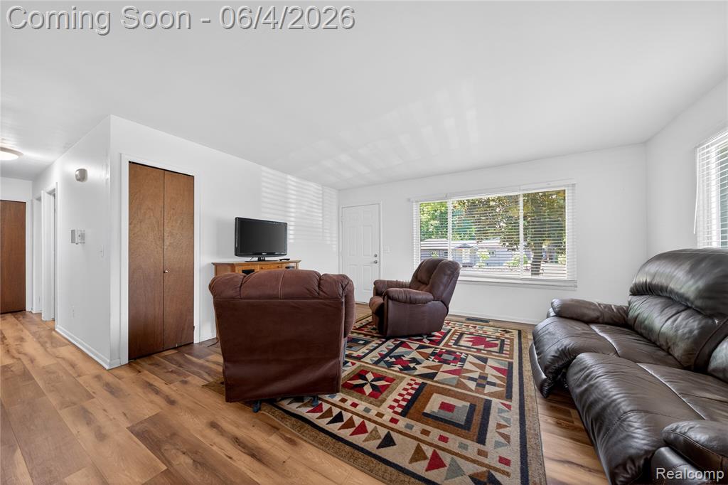 760 Heights Road Road, Lake Orion, MI 48362 — Photo 9