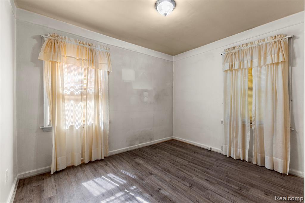 6810 Robinson Avenue, Allen Park, MI 48101 — Photo 14