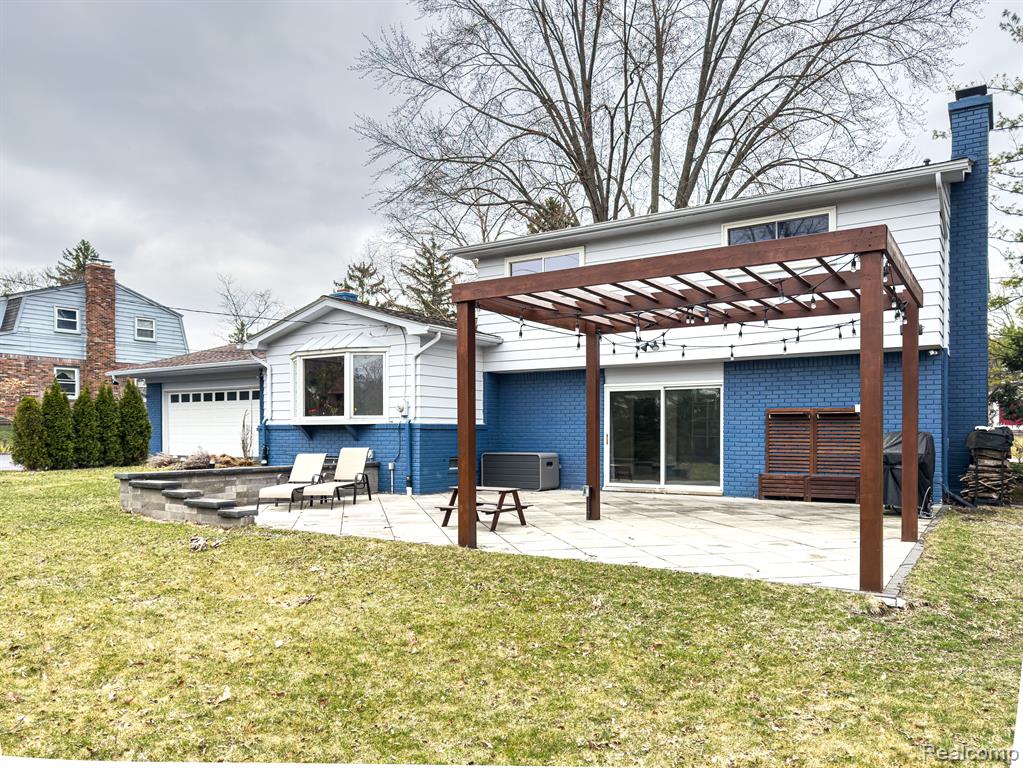 5698 RAVEN Road, Bloomfield Hills, MI 48301 — Photo 40