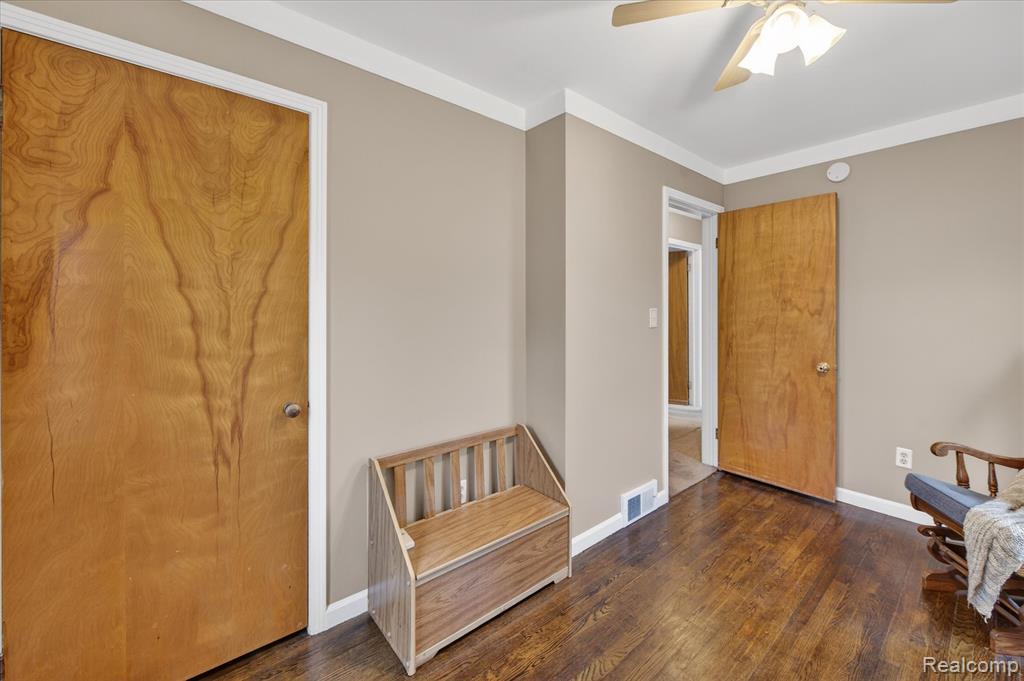 9619 Mayfield Street, Livonia, MI 48150 — Photo 13