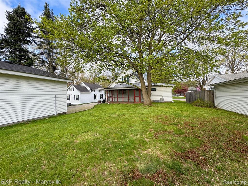 206 SPRING Street, Yale, MI 48097 — Photo 4