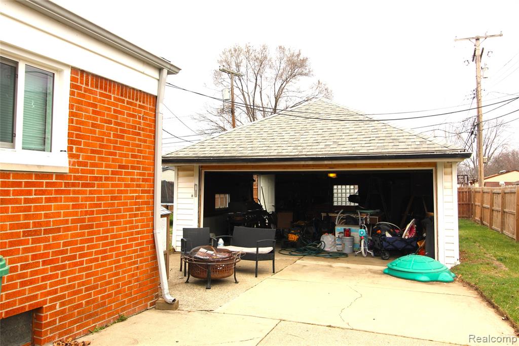 32474 Leona Street, Garden City, MI — Photo 26