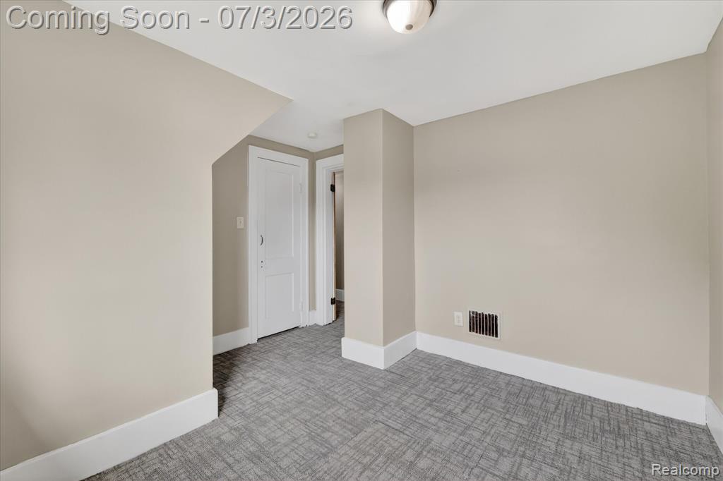 6881 Brace Street, Detroit, MI 48228 — Photo 25