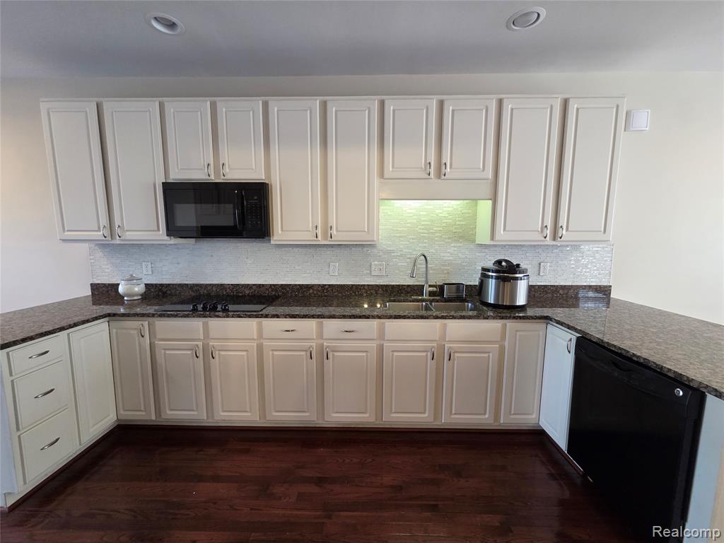 526 GRATEN Street, Birmingham, MI 48009 — Photo 6