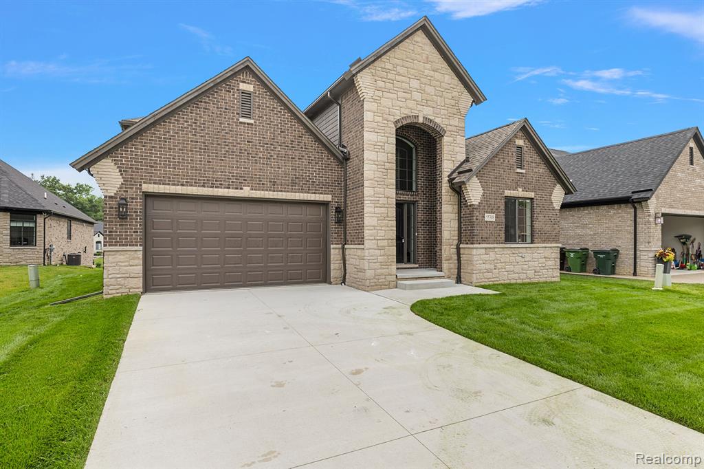 55308 HANFORD Court, Utica, MI 48316 — Photo 5