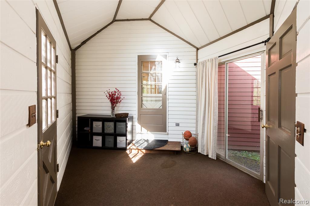 2694 WAYSIDE Drive, Ann Arbor, MI 48103 — Photo 42