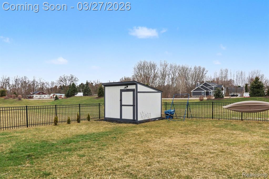 2048 Blackstone Lane, Howell, MI 48843 — Photo 26