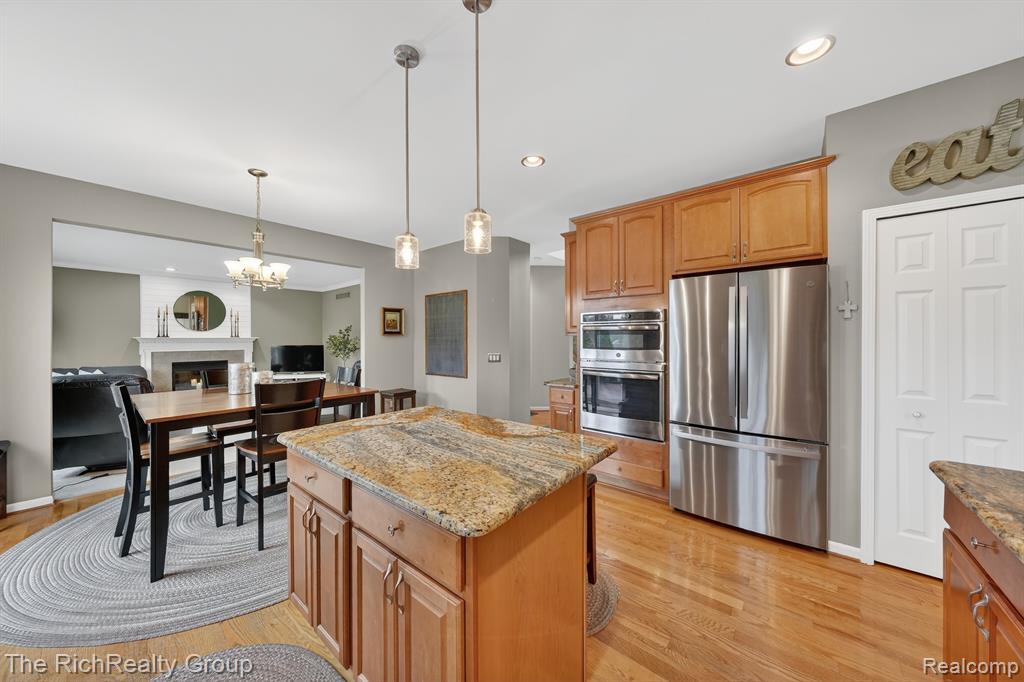2227 Pine Bluffs Court, Highland, MI — Photo 8