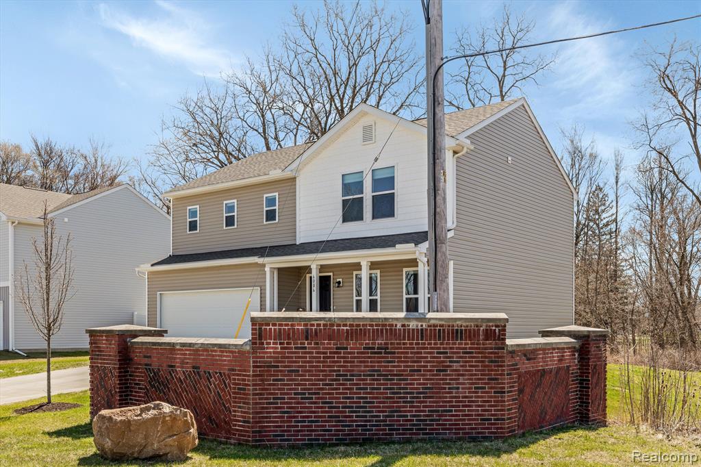 6006 BURTON ESTATES Drive, Burton, MI 48519 — Photo 4
