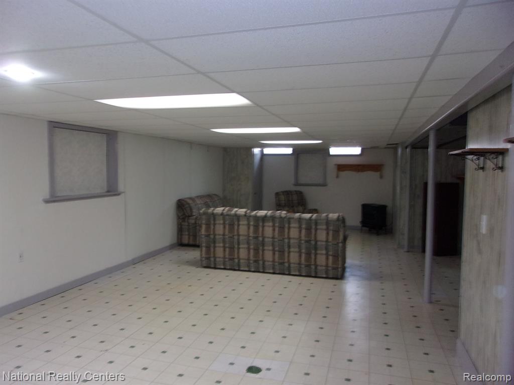 5856 HENRY RUFF Road, Garden City, MI — Photo 27