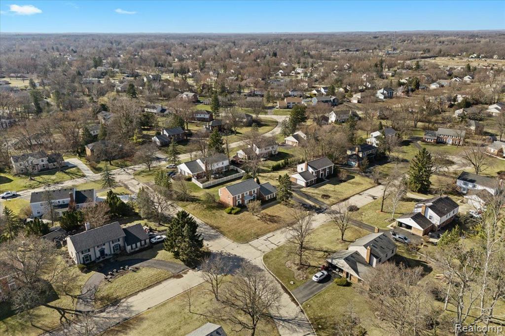 5888 RED COAT Lane, West Bloomfield, MI — Photo 42