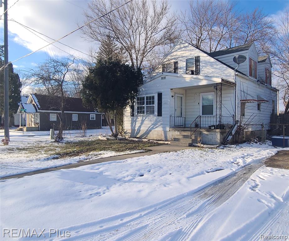 1062 Tremont Avenue, Flint, MI 48505 — Photo 2