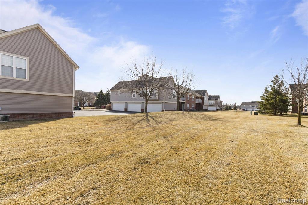 51828 LIONEL Lane, Chesterfield, MI — Photo 30