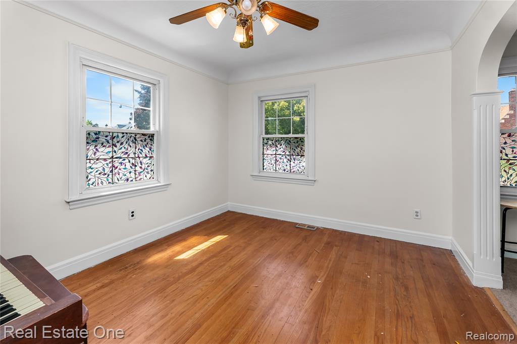 433 Kings Highway, Wyandotte, MI 48192 — Photo 10