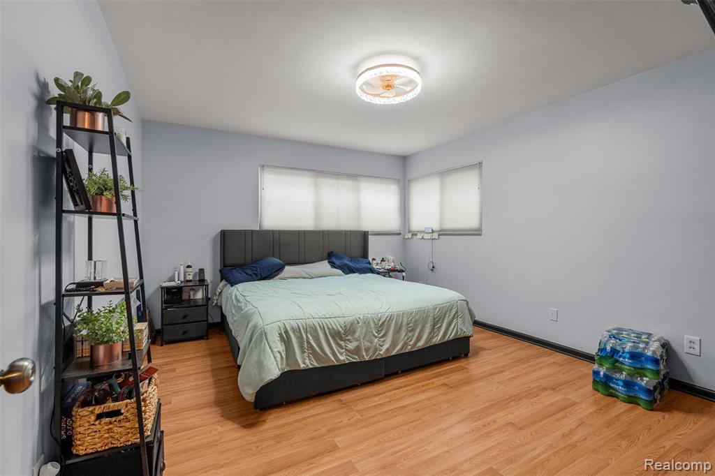 413 Kings Highway, Lincoln Park, MI 48146 — Photo 8