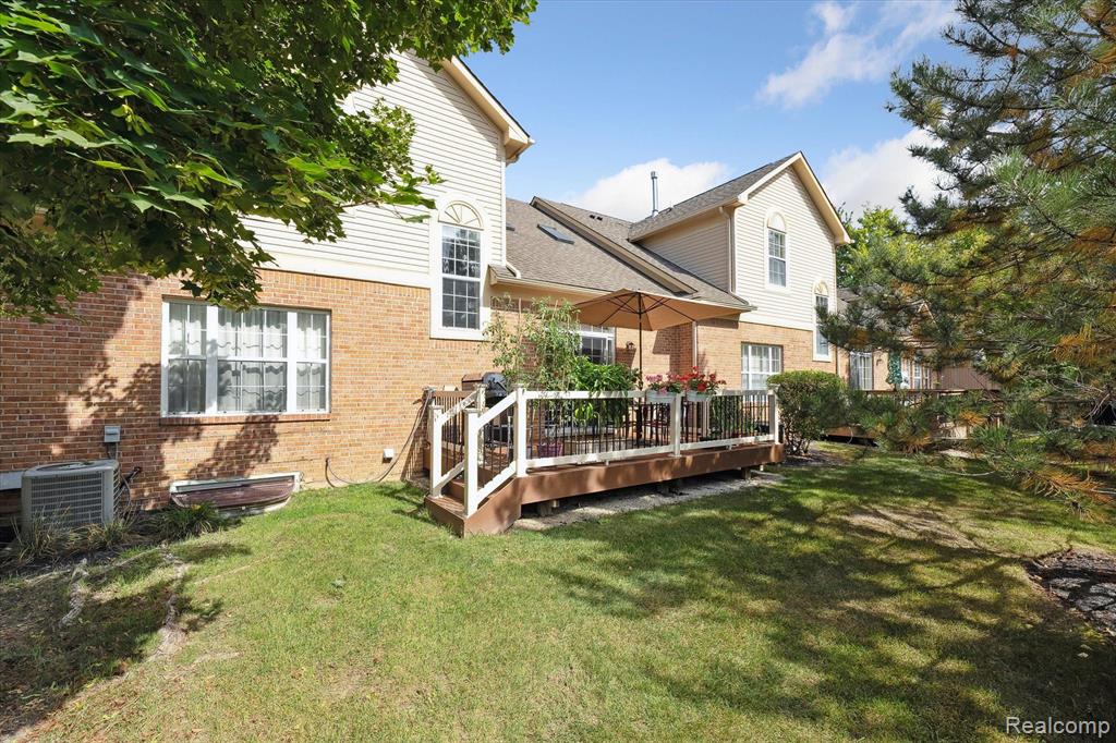 4227 LONEBRIDGE Circle, Canton, MI 48188 — Photo 45
