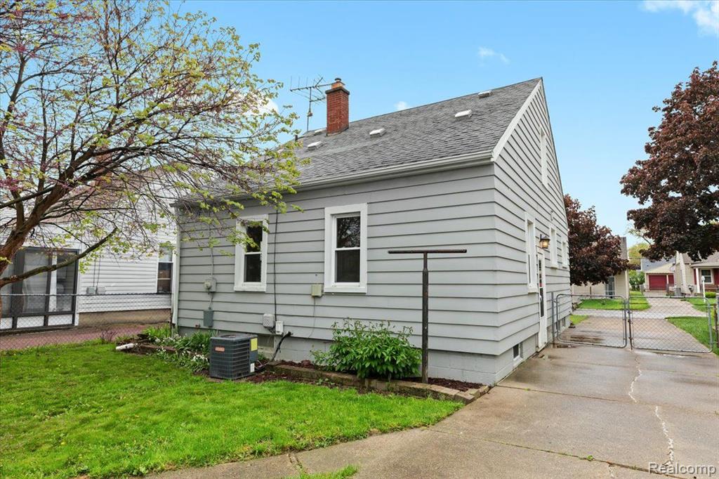 6881 Jackson Street, Taylor, MI 48180 — Photo 27