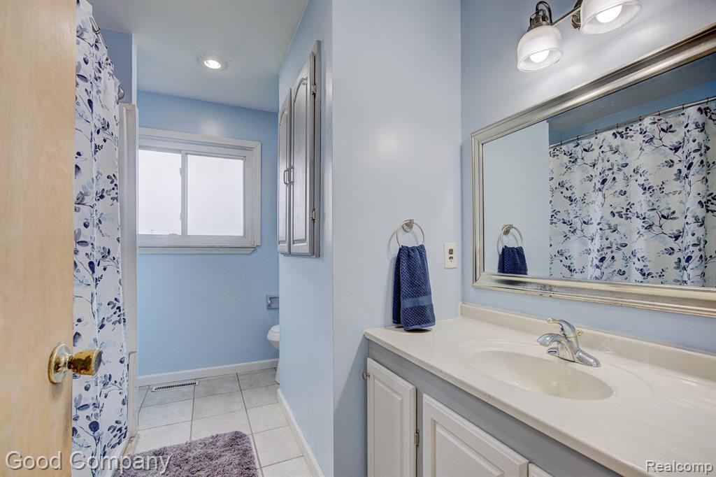 4378 Vernor Road, Attica, MI 48412 — Photo 32