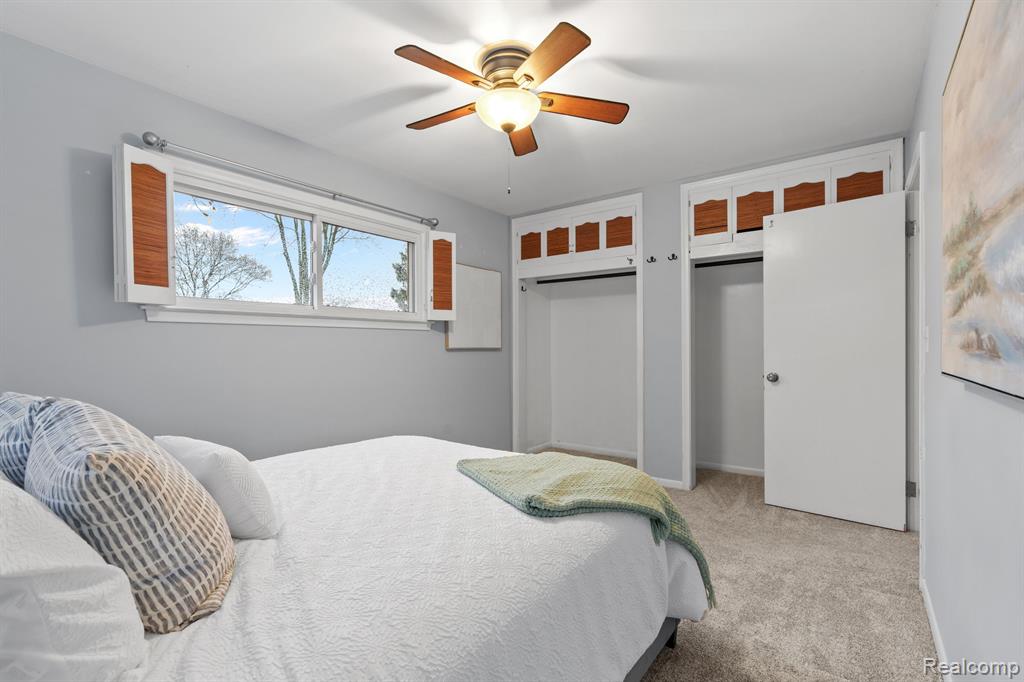 9369 CALIFORNIA Street, Livonia, MI 48150 — Photo 21