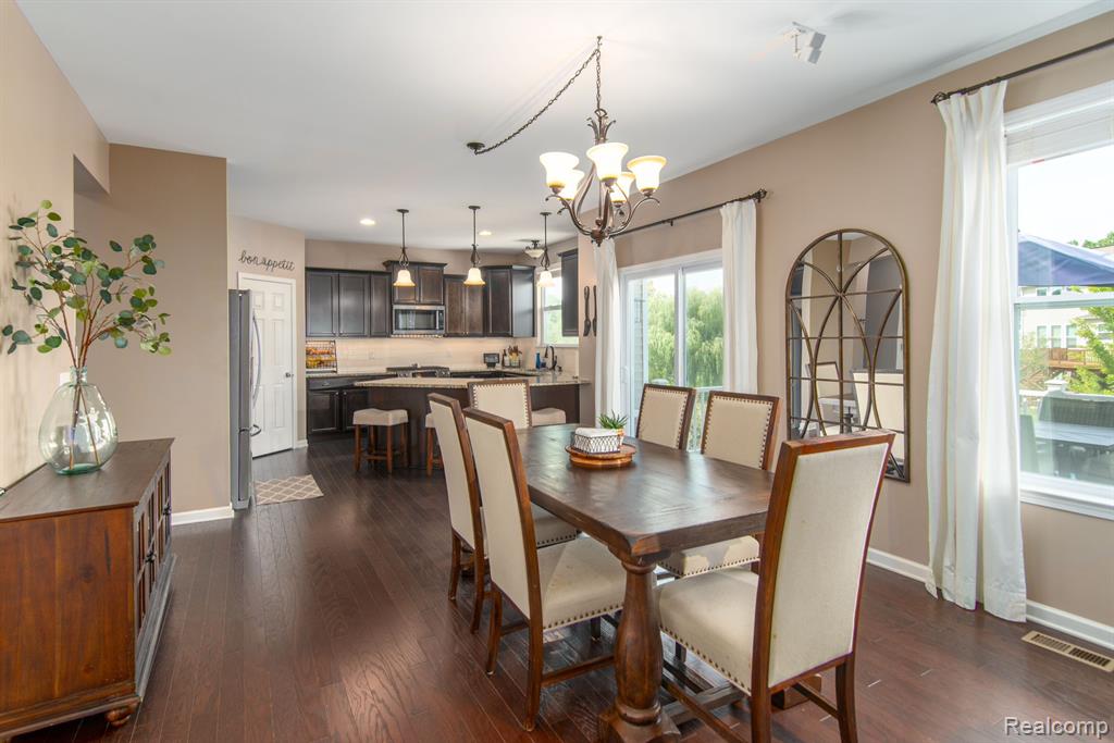 58096 SUNFLOWER Circle S, New Hudson, MI 48165 — Photo 3