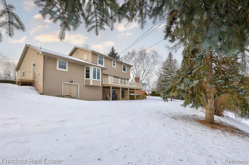 4 MARY LANE COURT, Frankenmuth, MI 48734 — Photo 55