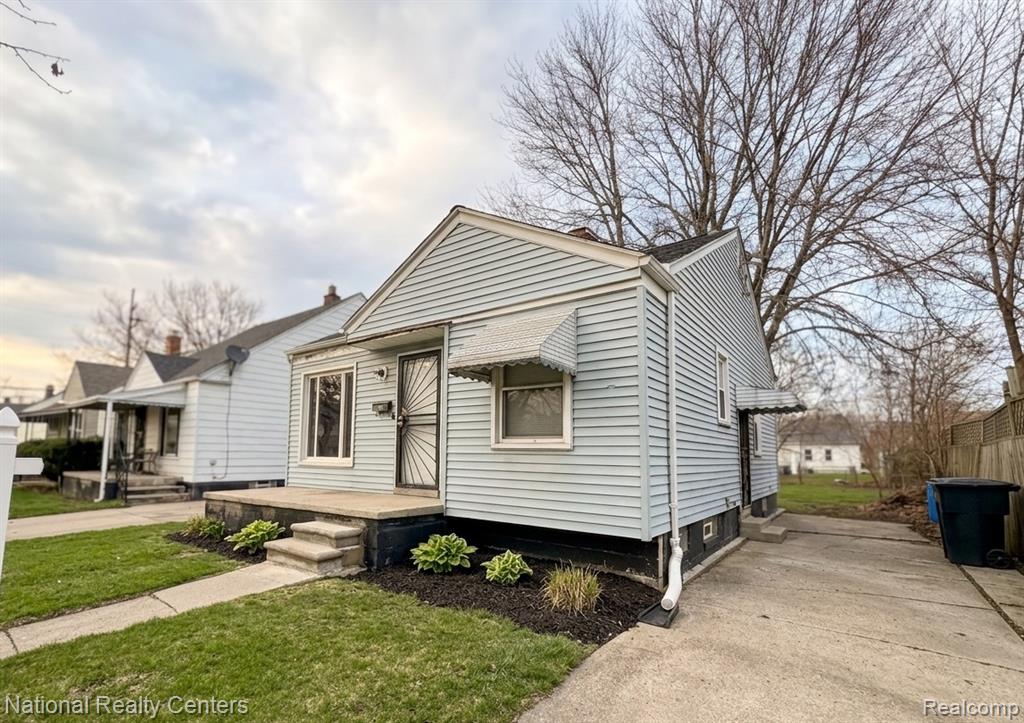 6530 Brace Street, Detroit, MI 48228 — Photo 2