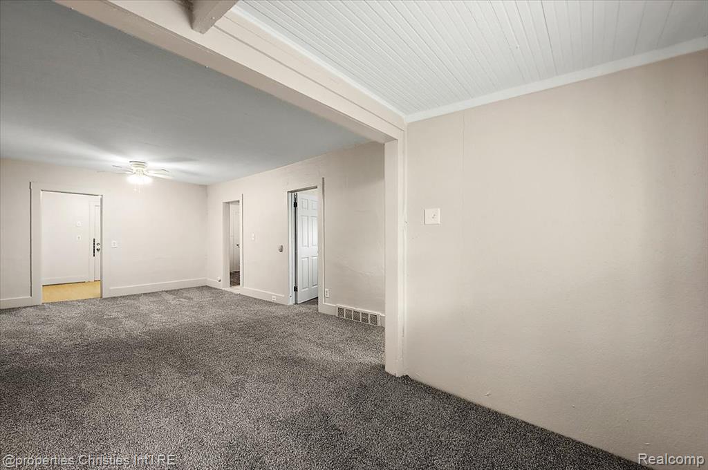 80 Michigan Avenue, Pontiac, MI 48342 — Photo 12