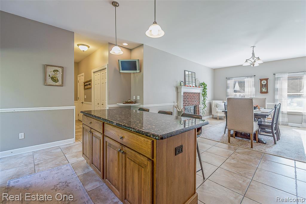 7155 Campbell Mills Court, Brighton, MI 48116 — Photo 17