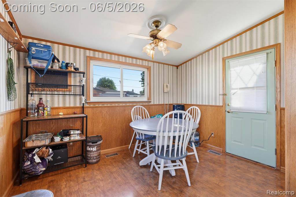 17968 Summer Lane S, Fraser, MI 48026 — Photo 10