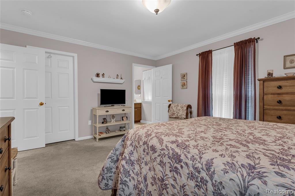 48679 Aberdeen Court, Shelby Twp, MI 48315 — Photo 15
