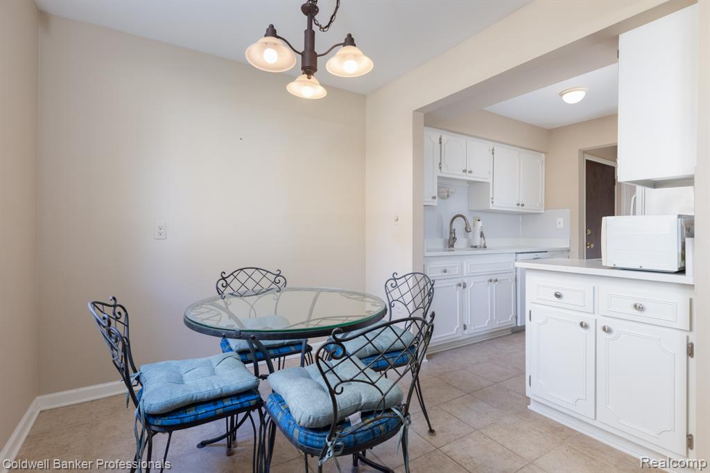 425 Riviera Drive, Saint Clair Shores, MI 48080 — Photo 20