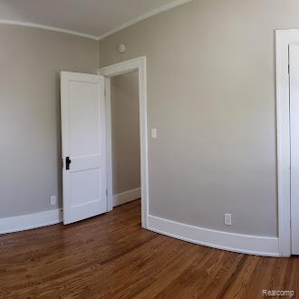 2823 Queen Street, Dearborn, MI, 48124